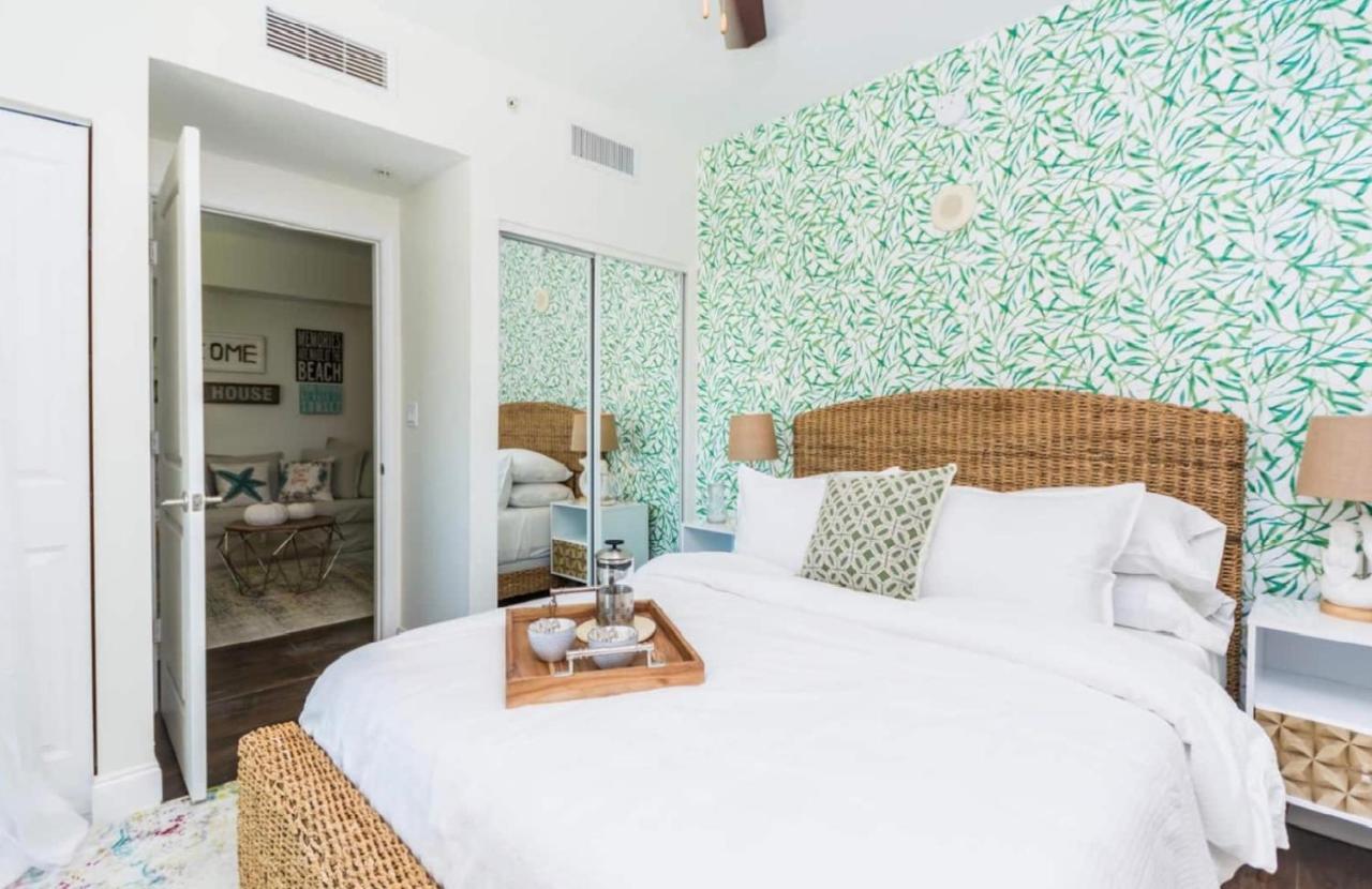 Tropical Coastal Resort Boynton Beach Exterior photo